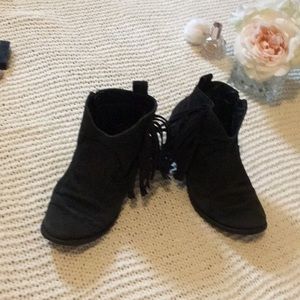 Black boots
